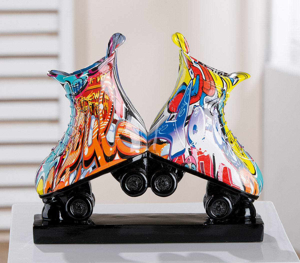 Street Art Roller Skates Sculptuur