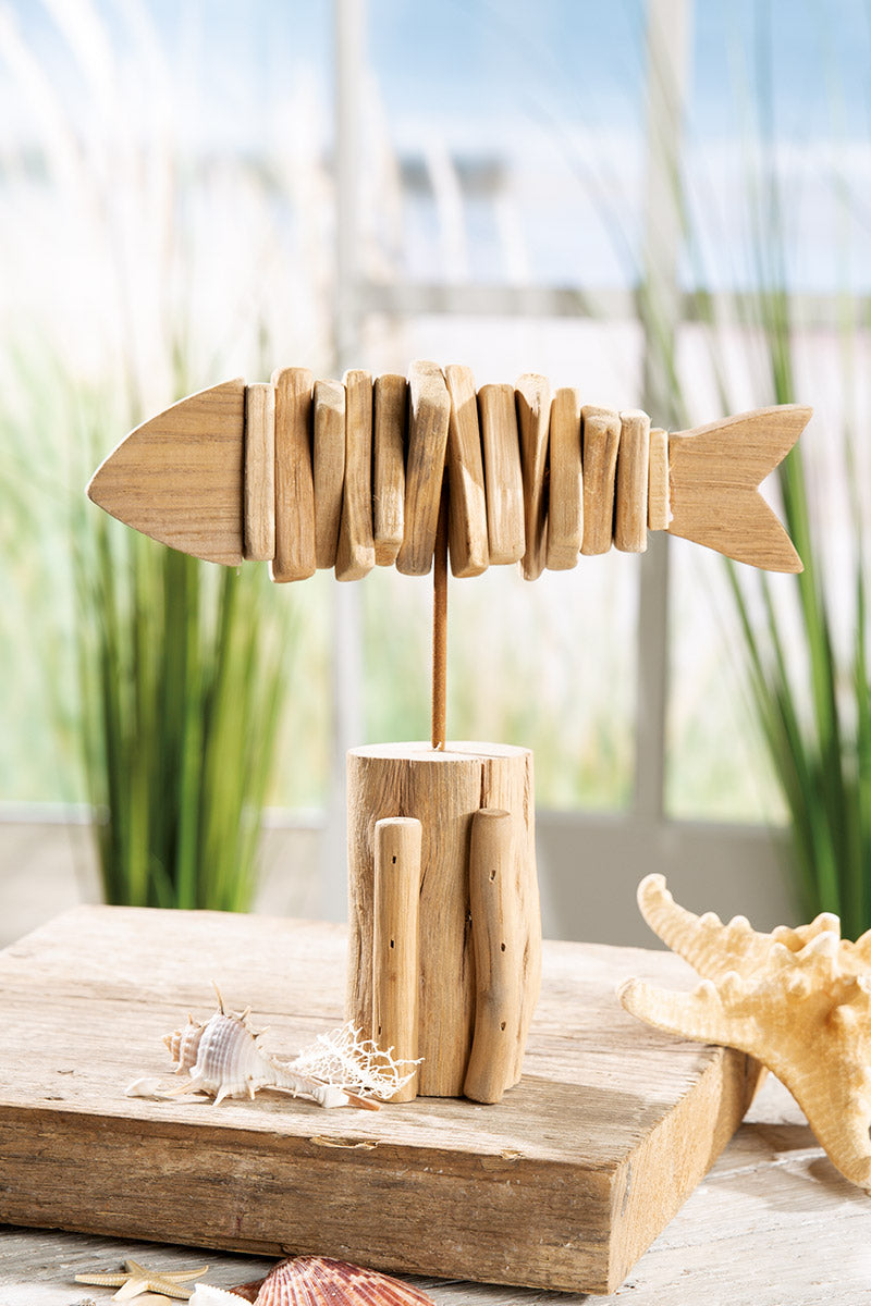 Houten Vis Reliëf op Standaard