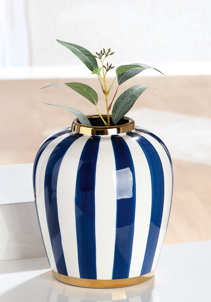 Elio Bolvaas Blauw Wit Keramiek
