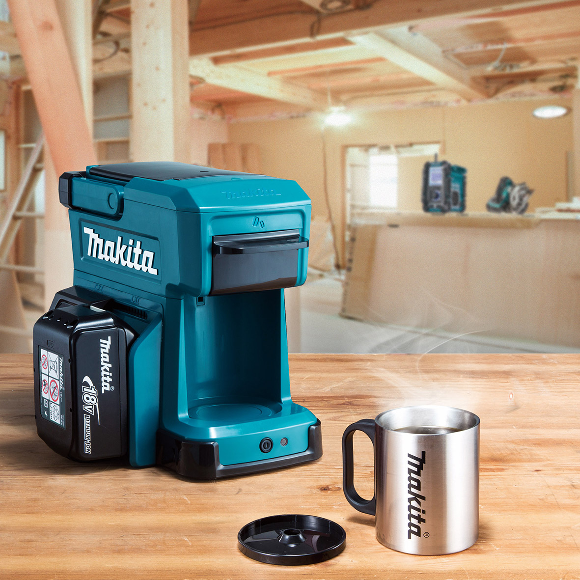 Makita DCM501Z cordless coffee machine