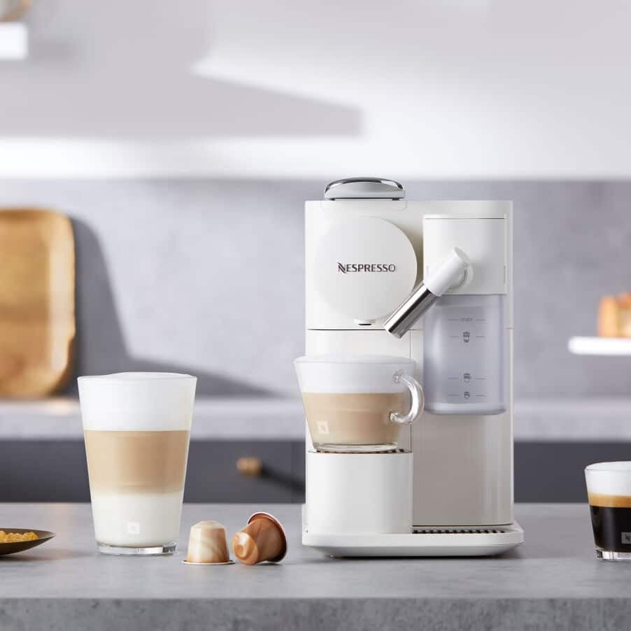 Nespresso Lattissima One EN 510.W by Delonghi, white