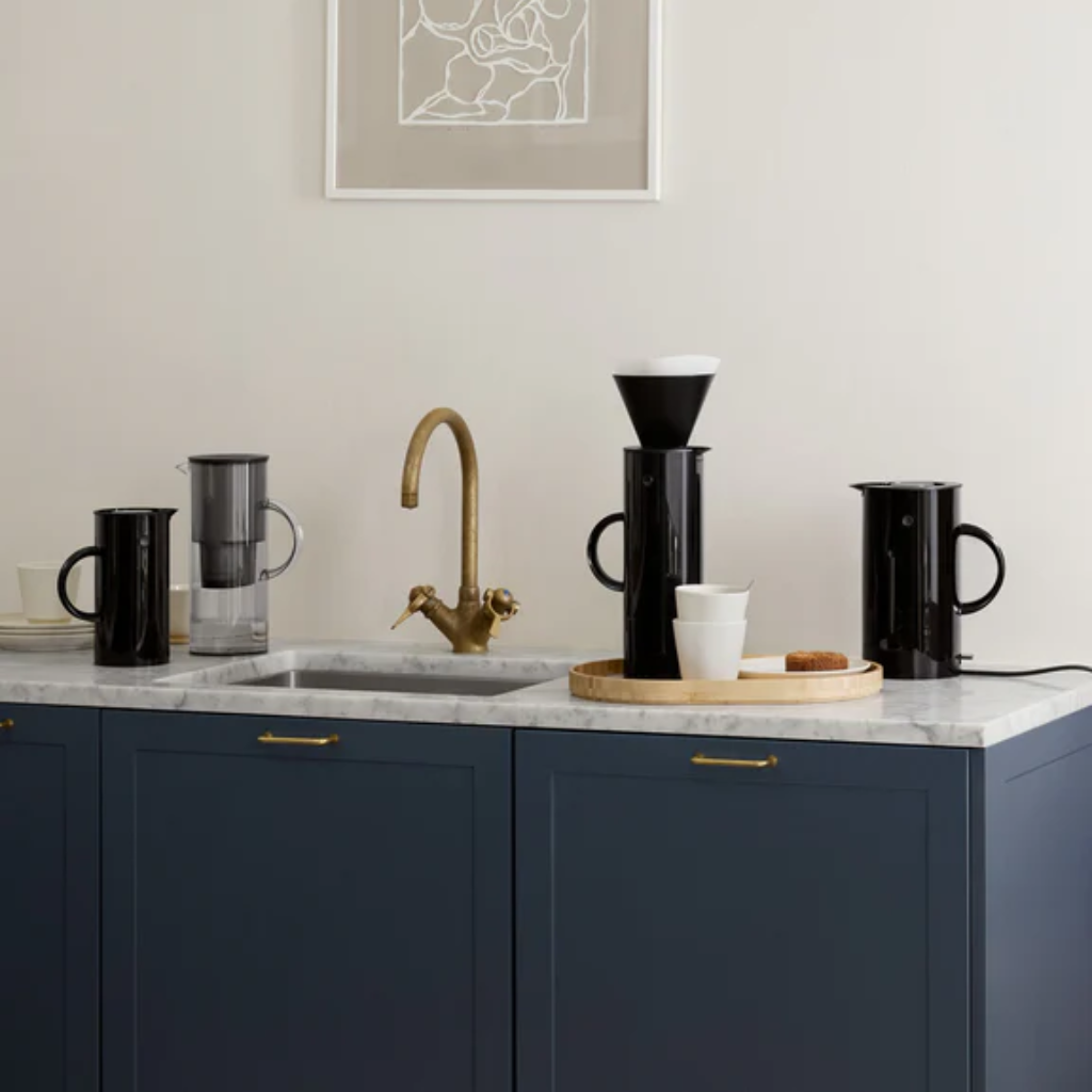 Stelton EM 77 thermoskan 1l black