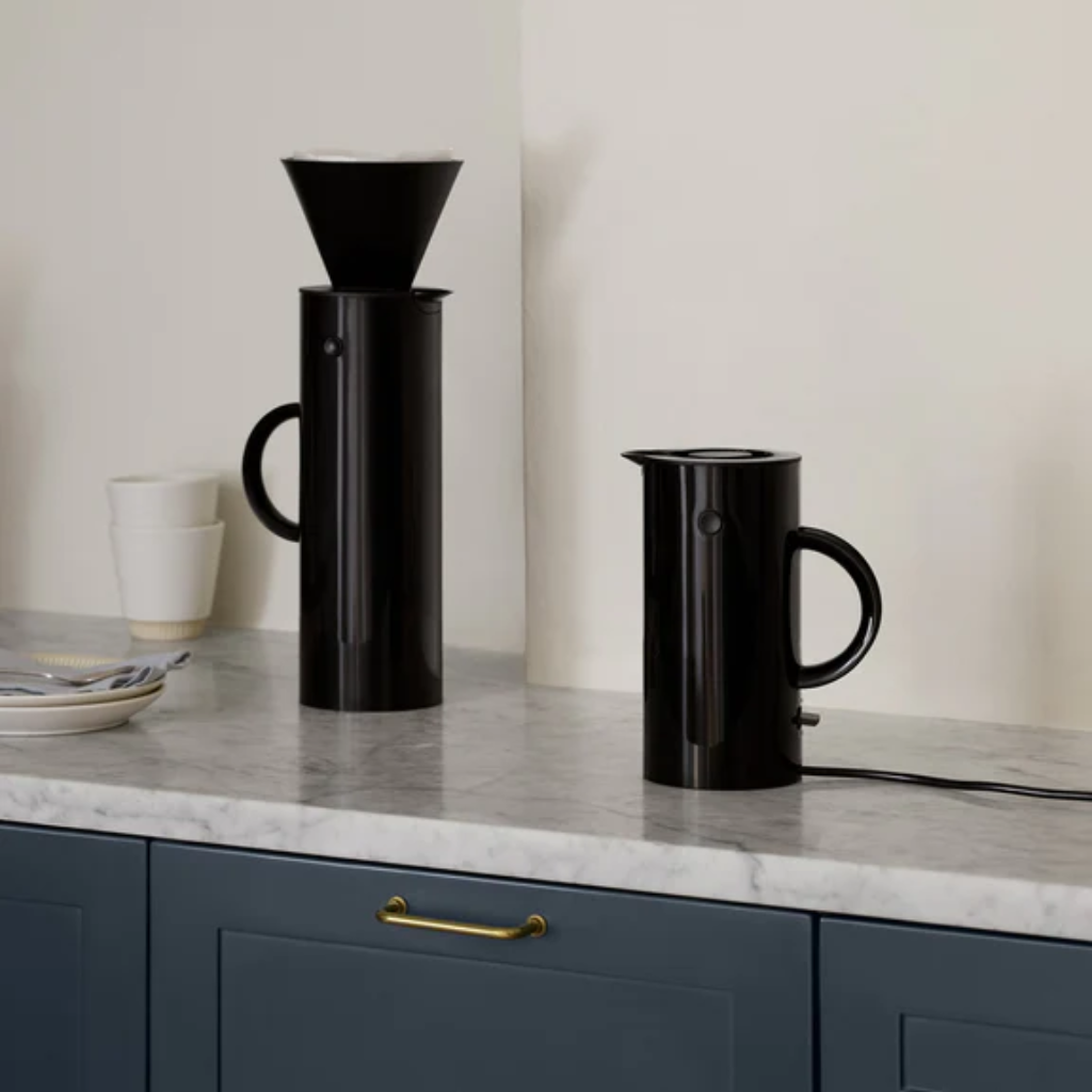 Stelton EM 77 thermoskan 1l black