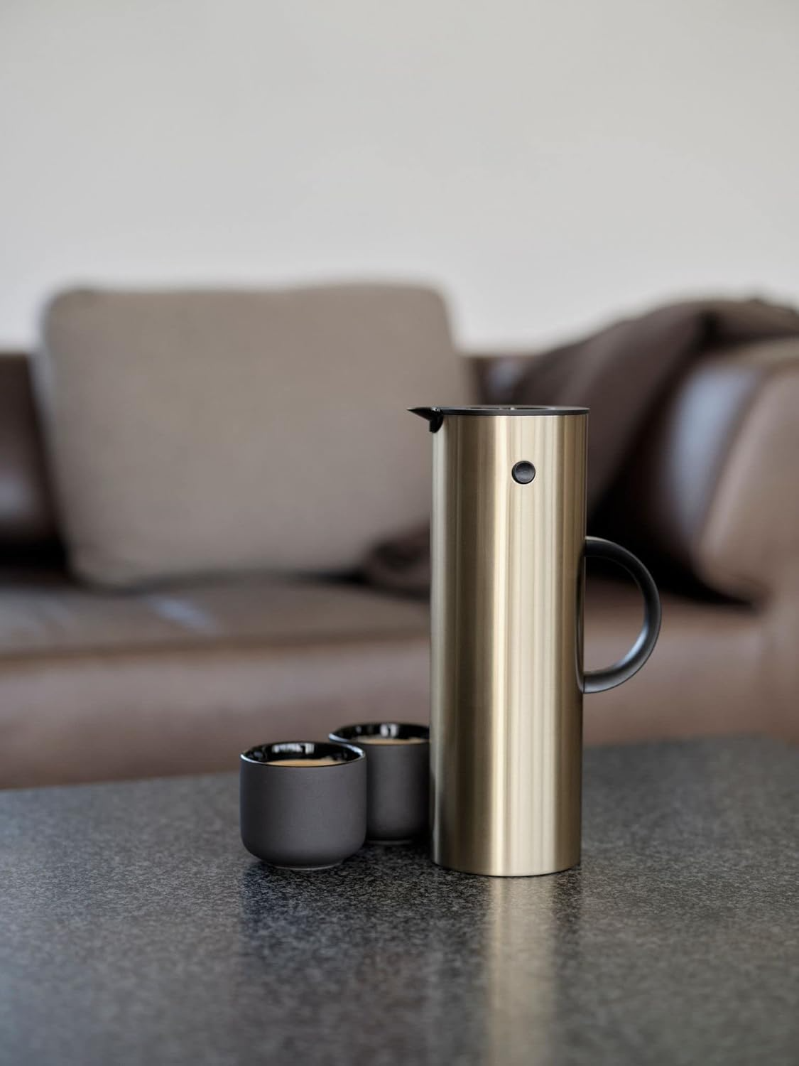 Stelton EM 77 thermoskan 1l brushed brass