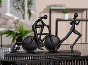 Active Zwarte Poly Sculptuur