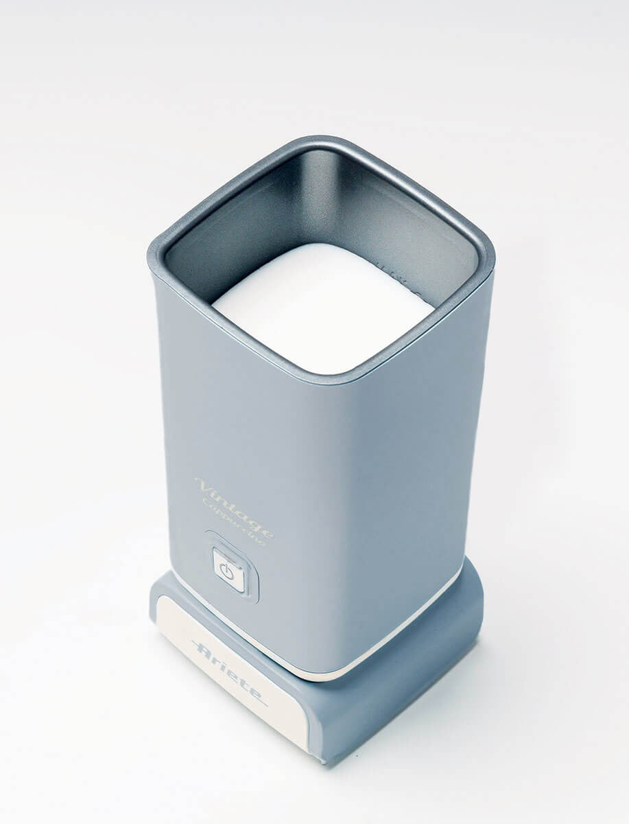 Ariete Vintage Milk Frother, blue