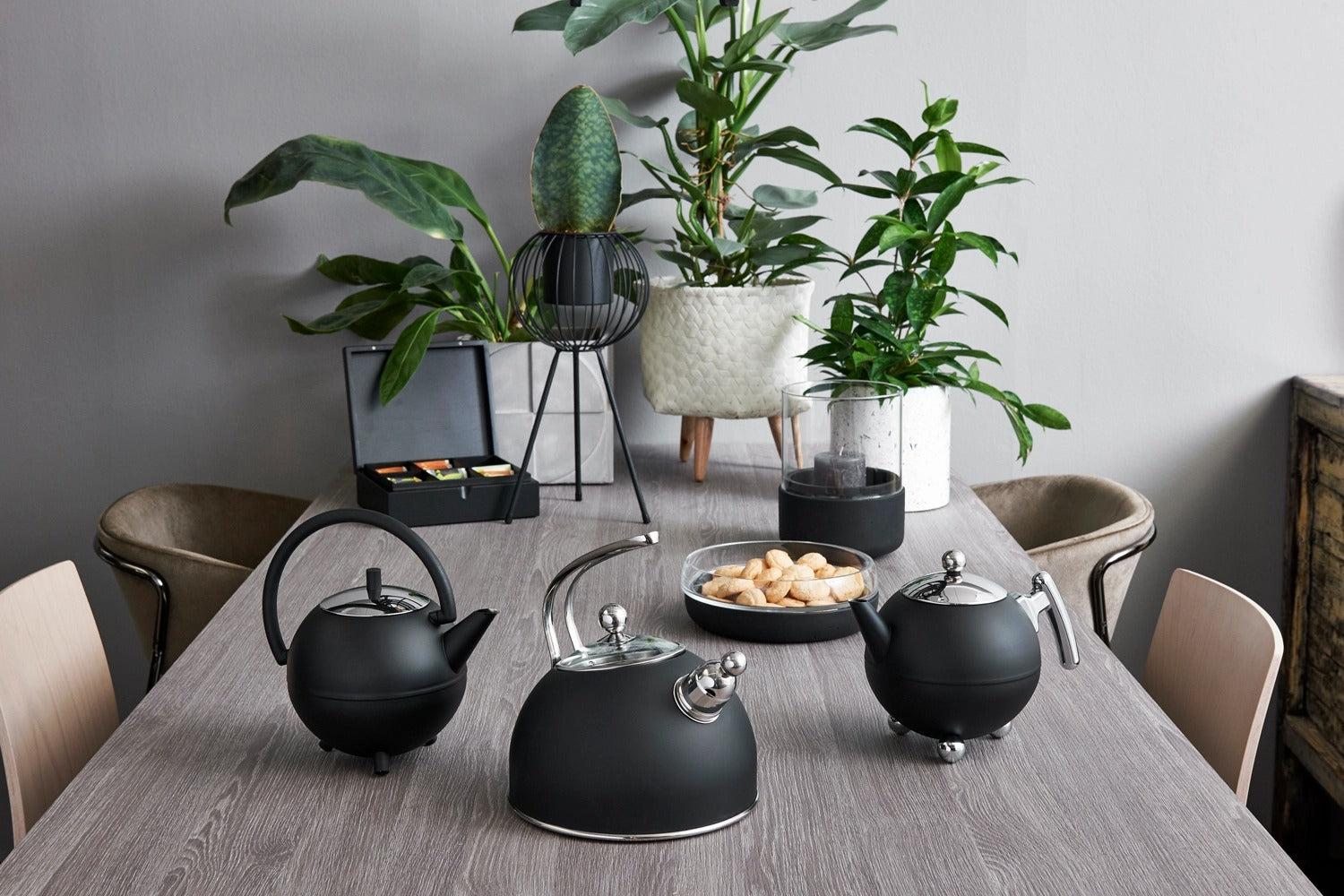 Bredemeijer Teapot Saturn 1,2l black matt
