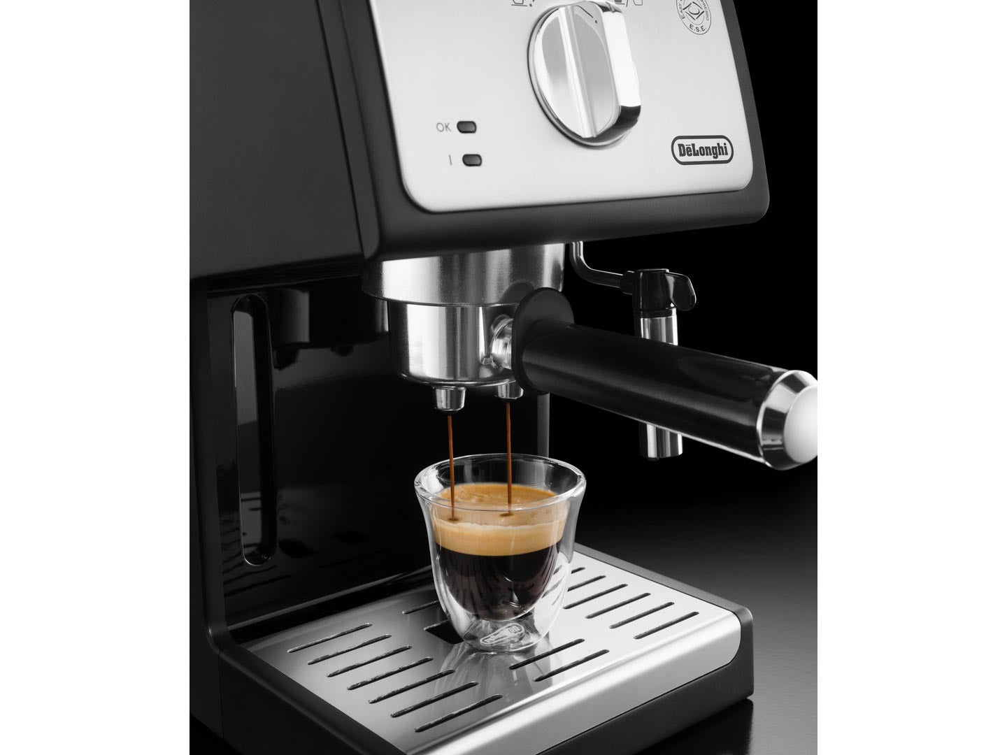 DeLonghi ECP33.21.BK Lever Espresso Machine