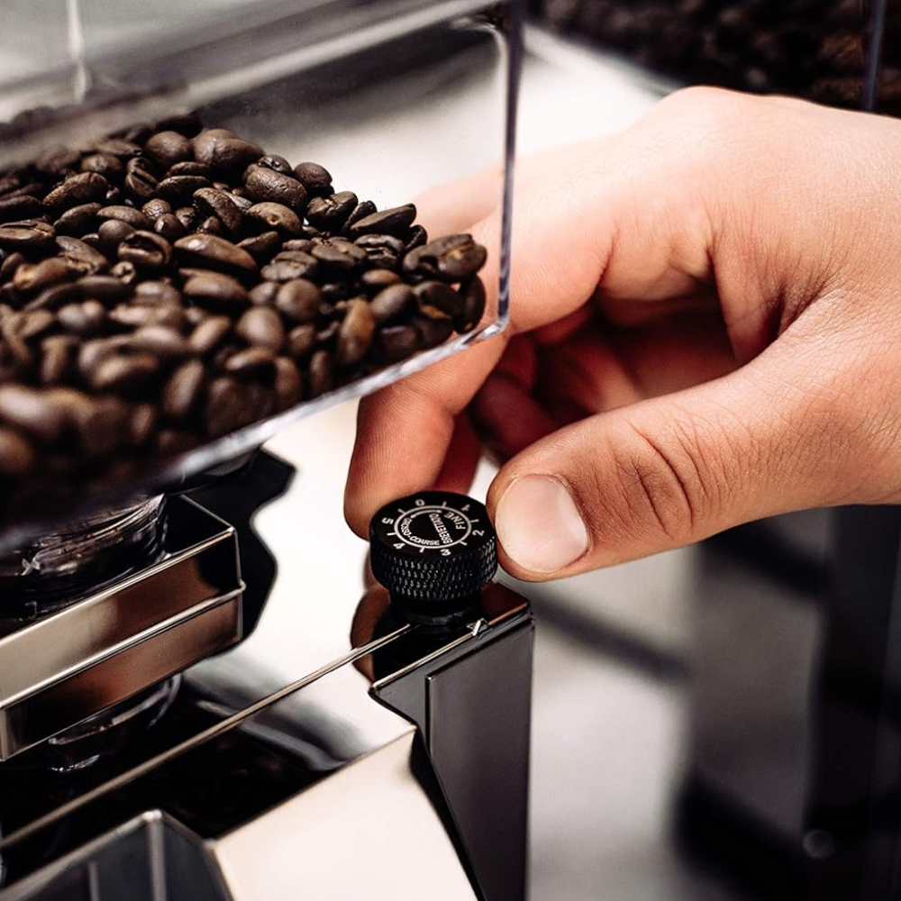 Eureka Mignon SILENZIO 55 220-240V/50-60Hz 15BL black