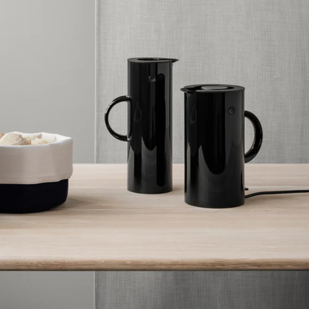Stelton EM 77 thermoskan 1l black